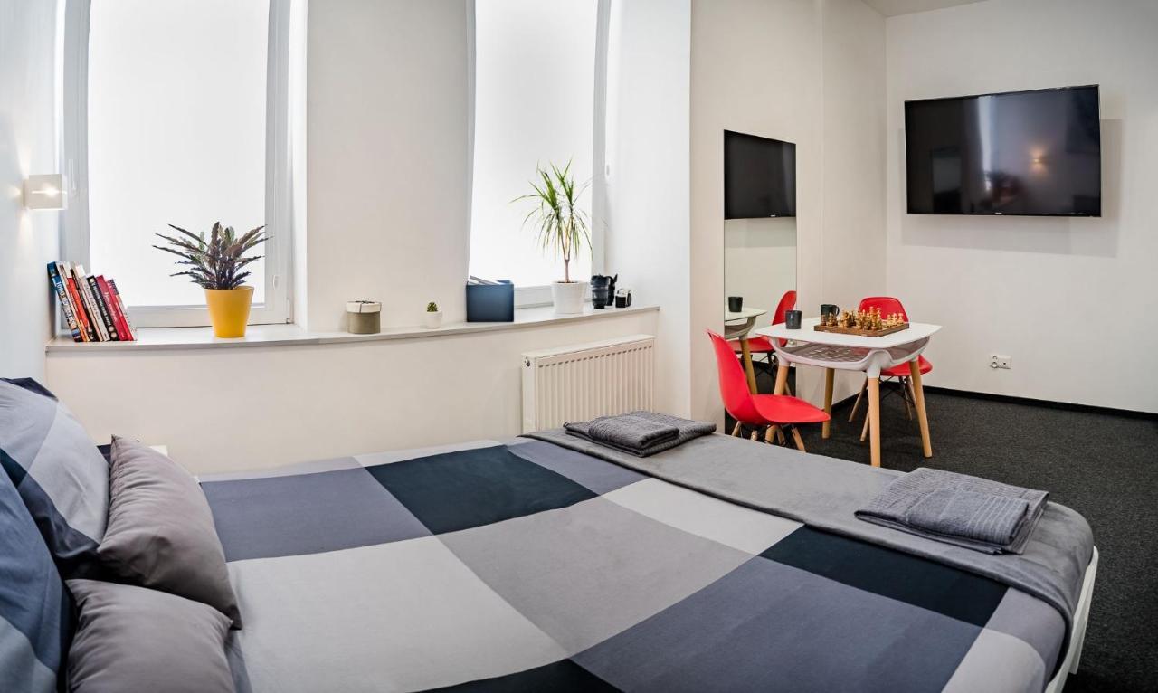 Bytom Square Экстерьер фото