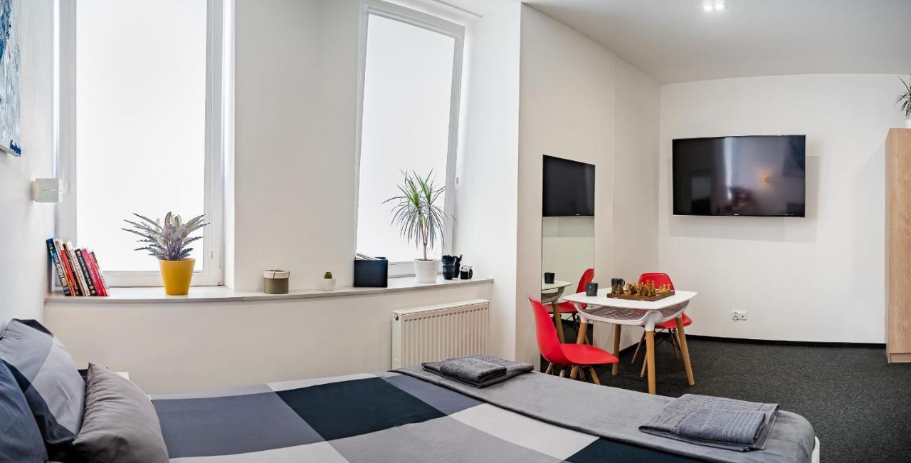 Bytom Square Экстерьер фото